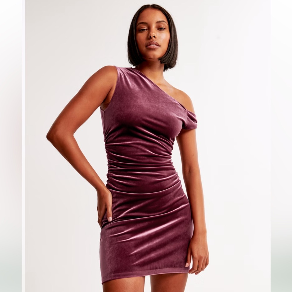 Off-The-Shoulder Velvet Mini Dress